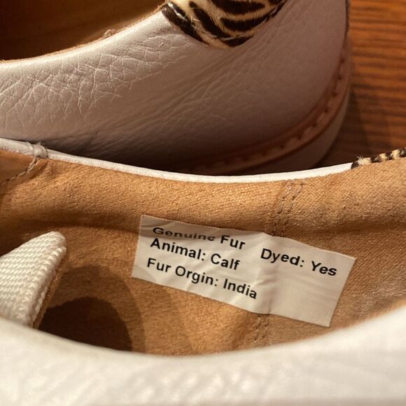 Hush puppies, sneaker, bounce plus, size 7 1/2, animal print at toe and at back - Picture 9 of 9